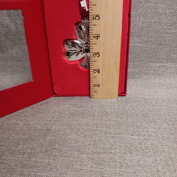 Waterford 2017 Shamrock Silver Ornament - Picture 6 of 12